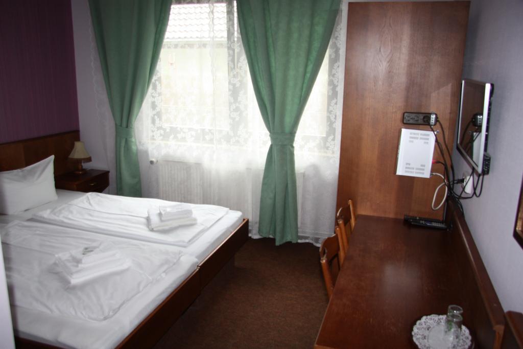 Hotel Zum Goldenen Stern Leibsch ภายนอก รูปภาพ