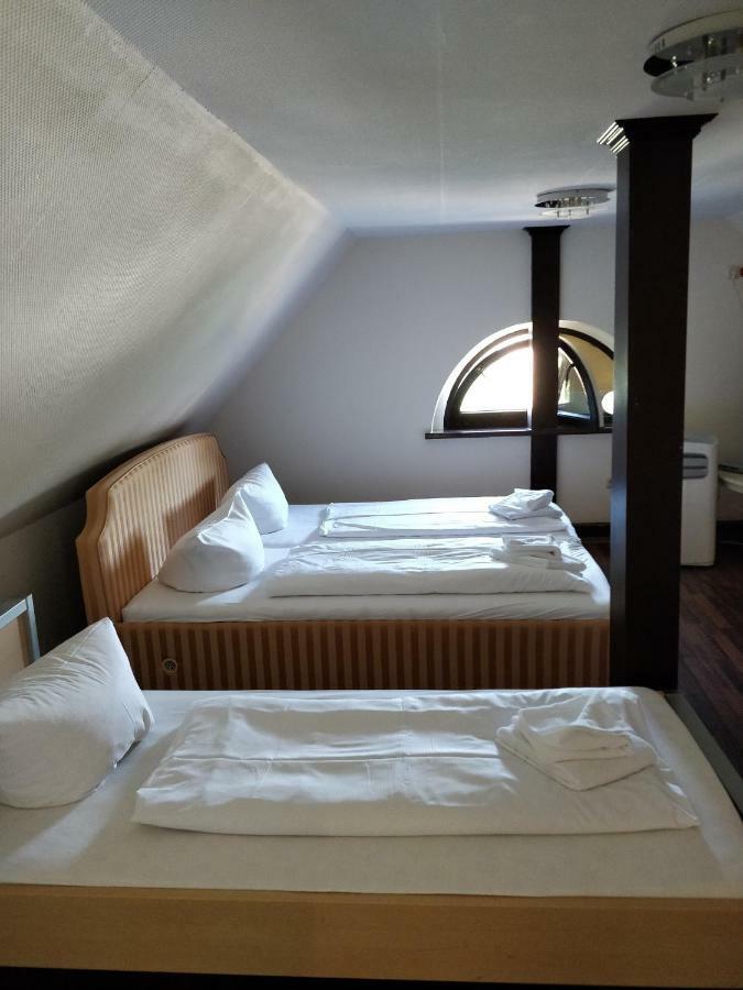 Hotel Zum Goldenen Stern Leibsch ภายนอก รูปภาพ